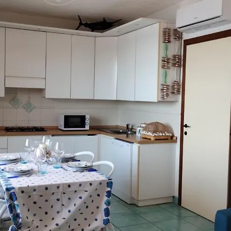 La Finestra Sul Mare * Λα Μανταλένα
