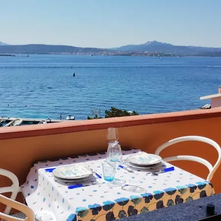 아파트 La Finestra Sul Mare 라마달레나